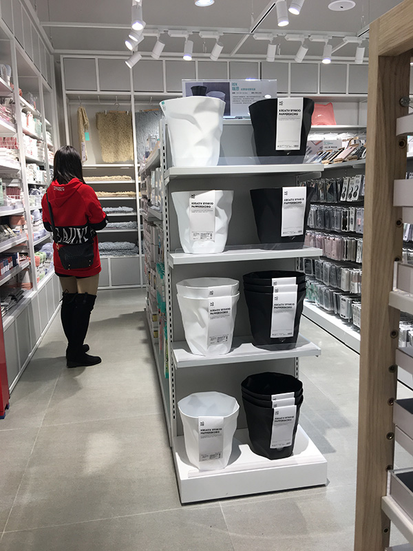 NOME貨架，精品店貨架，飾品店貨架